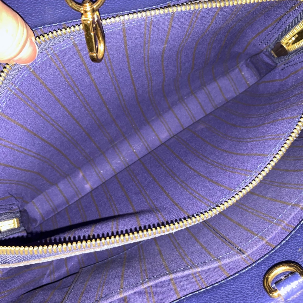 Sold Stunning Rare Louis Vuitton Montaigne MM Blue - Picture 12 of 14